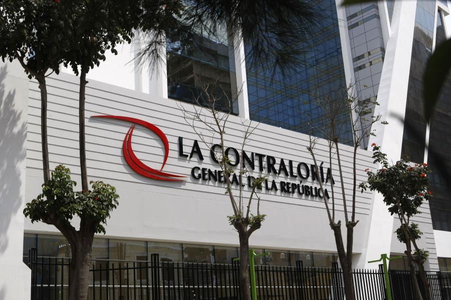 Los funcionarios del Estado y la gesti&oacute;n p&uacute;blica