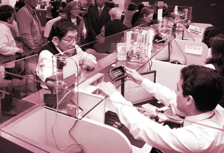 Cajas municipales: cuando la pol&iacute;tica pone en riesgo el cr&eacute;dito de los m&aacute;s pobres