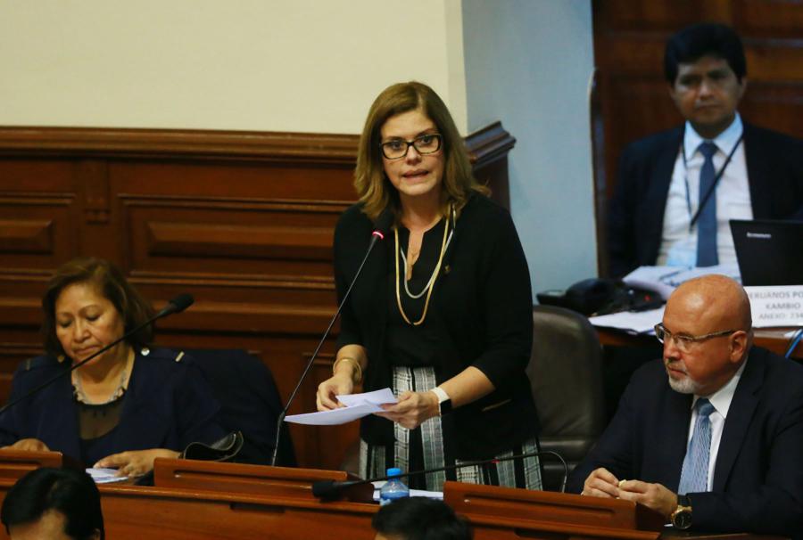 &iquest;Es posible la revoluci&oacute;n social en un Per&uacute; fracturado?