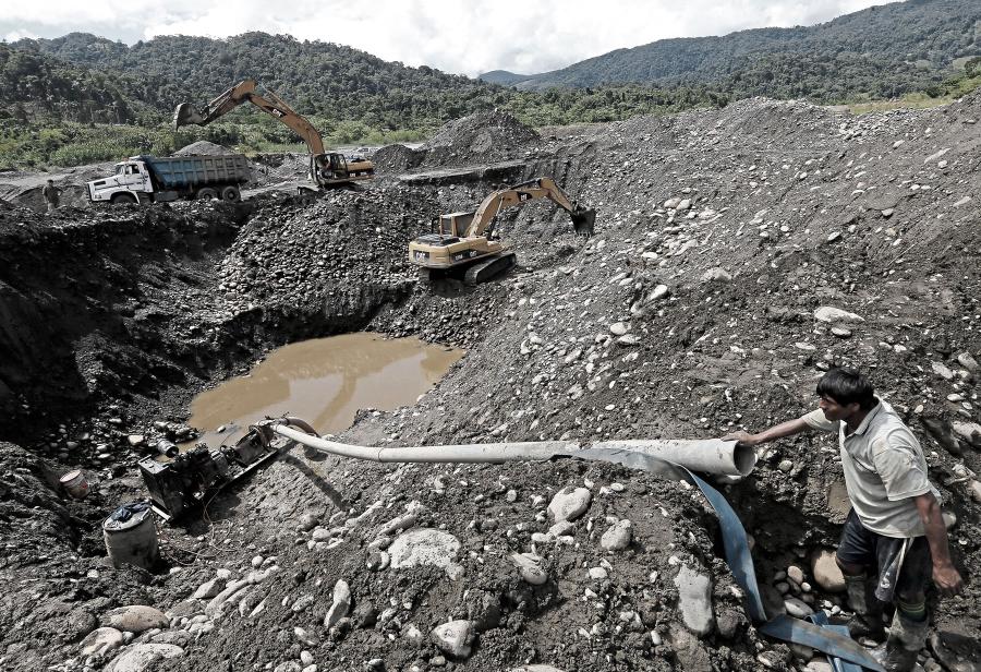 La mala pol&iacute;tica y el avance de la miner&iacute;a ilegal