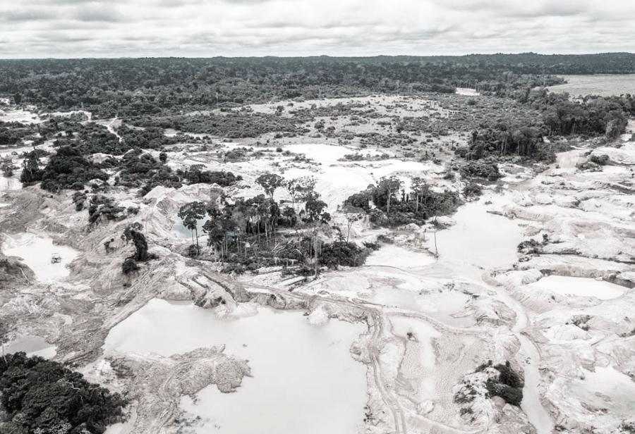 La minería ilegal como aliada de la estrategia antiminera