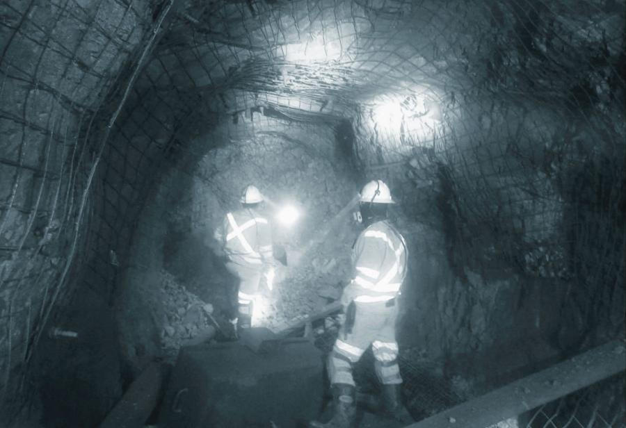 ¡Acuerdo nacional en contra de la minería ilegal!