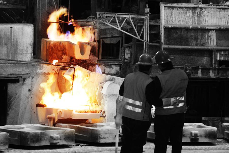 Continúa ofensiva contra minería en el sur