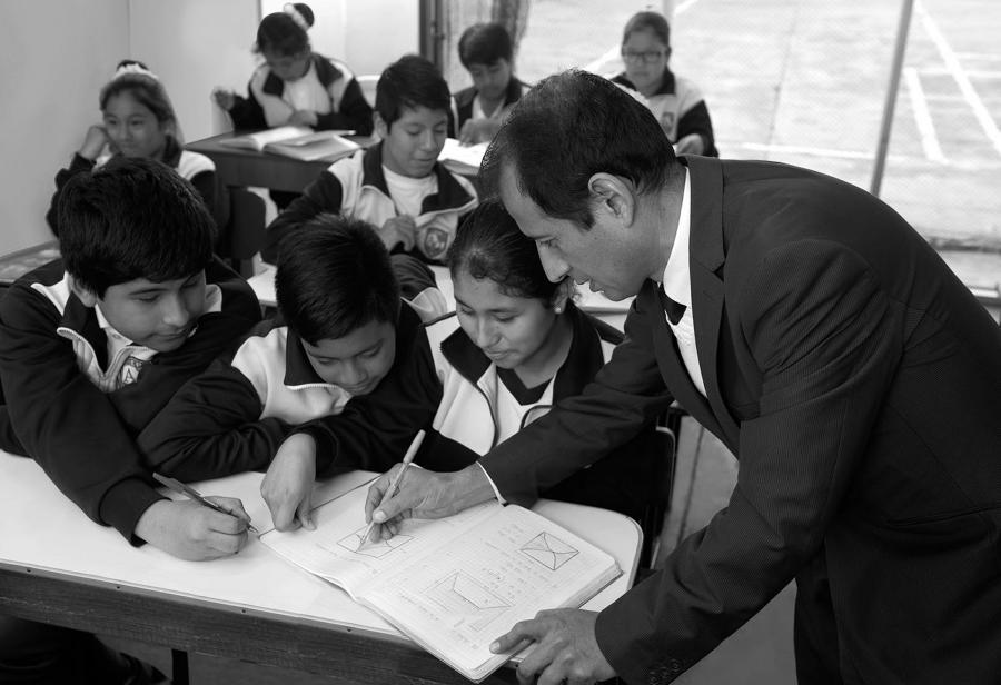 La meritocracia educativa no se detiene