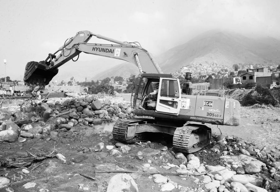 La reconstrucción sigue en espera