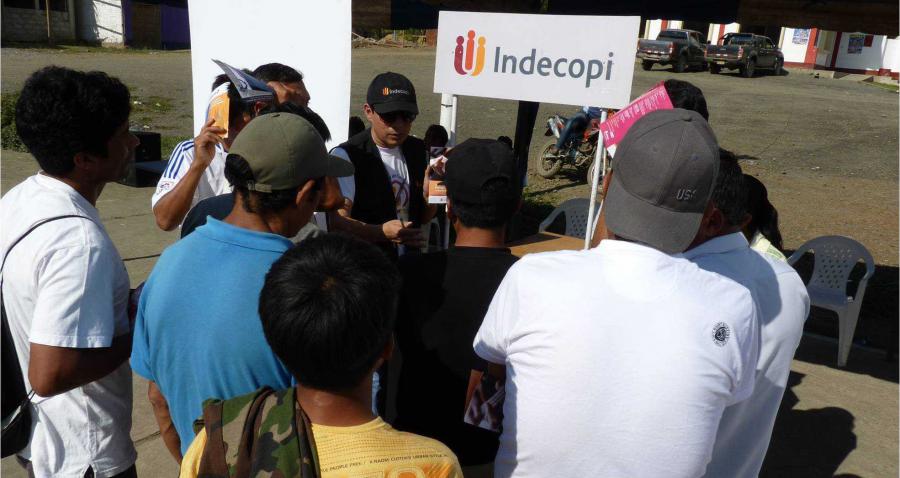 INDE-COP (mitad Indecopi, mitad Robocop)