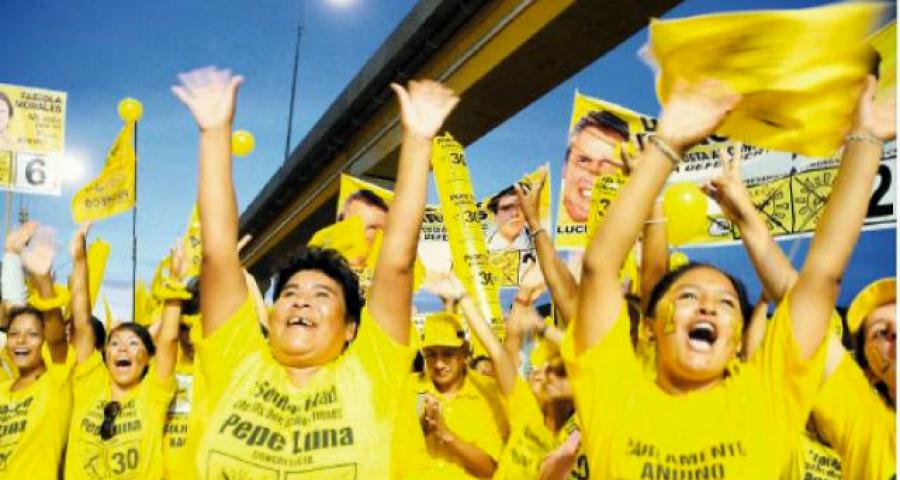 Izquierda y Derecha unidas jamás serán vencidas