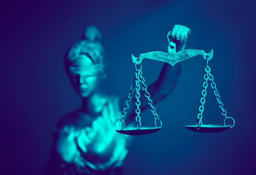 La independencia judicial frente a los poderes públicos