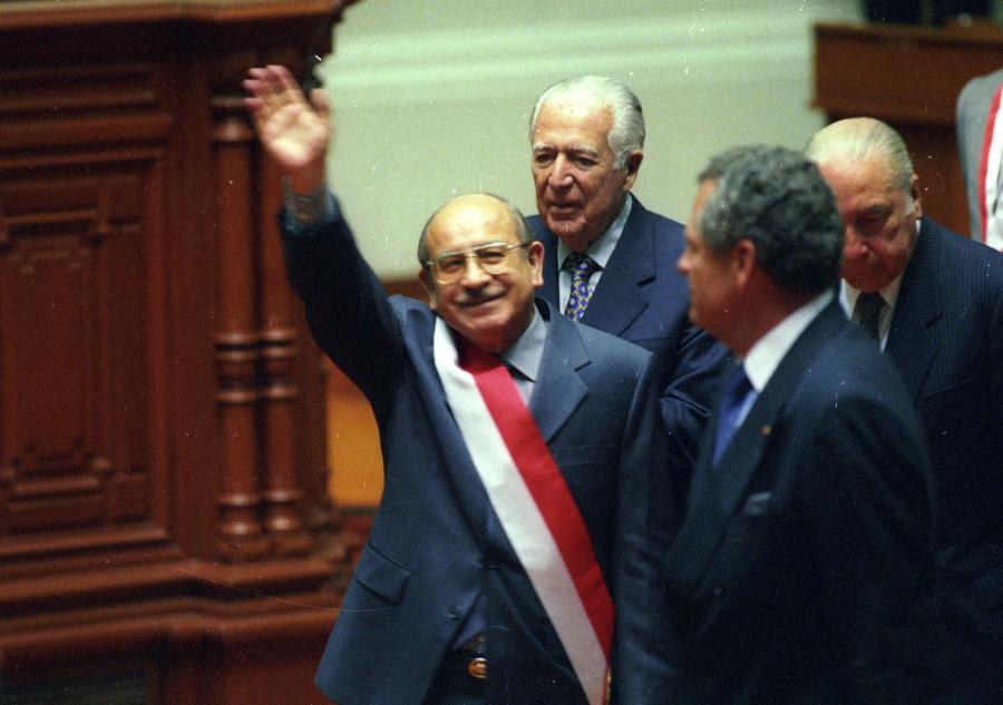 Por una nueva transición democrática