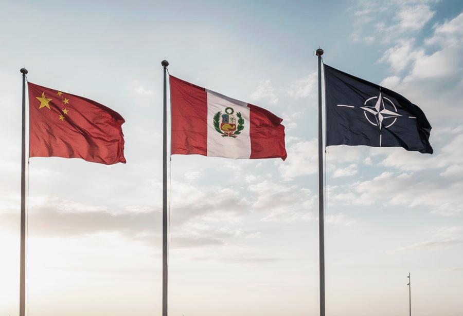 Per&uacute;, China y la OTAN