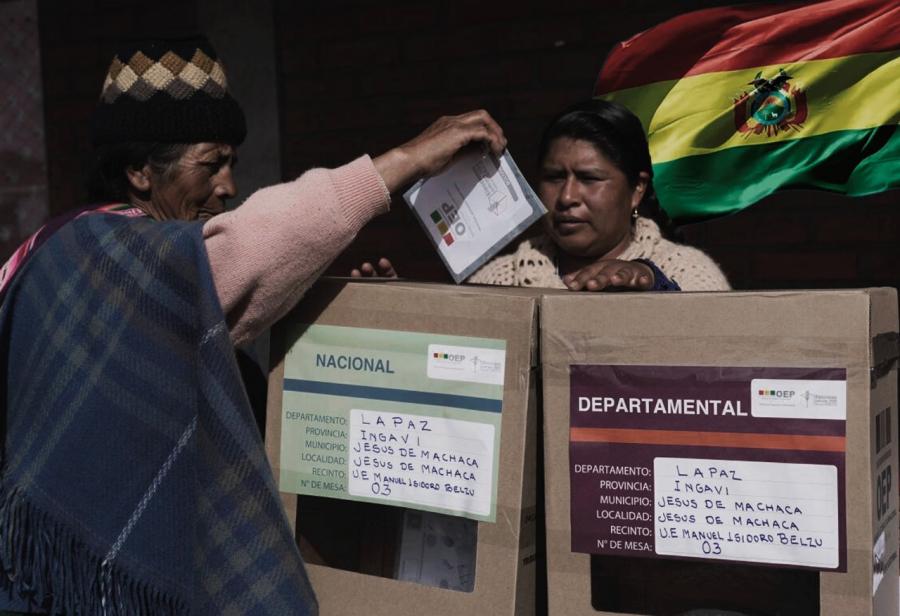Bolivia en sus horas decisivas